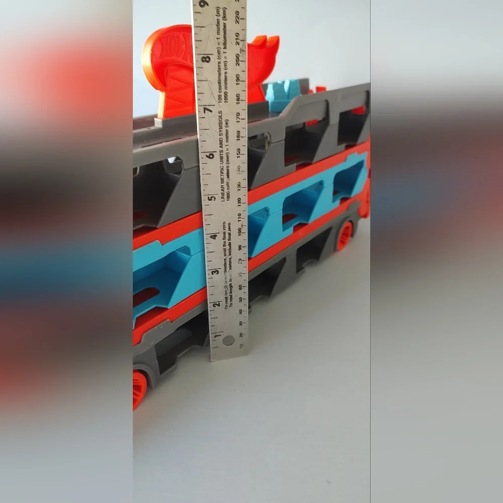 Hot Wheels Blue and Orange Car Transporter